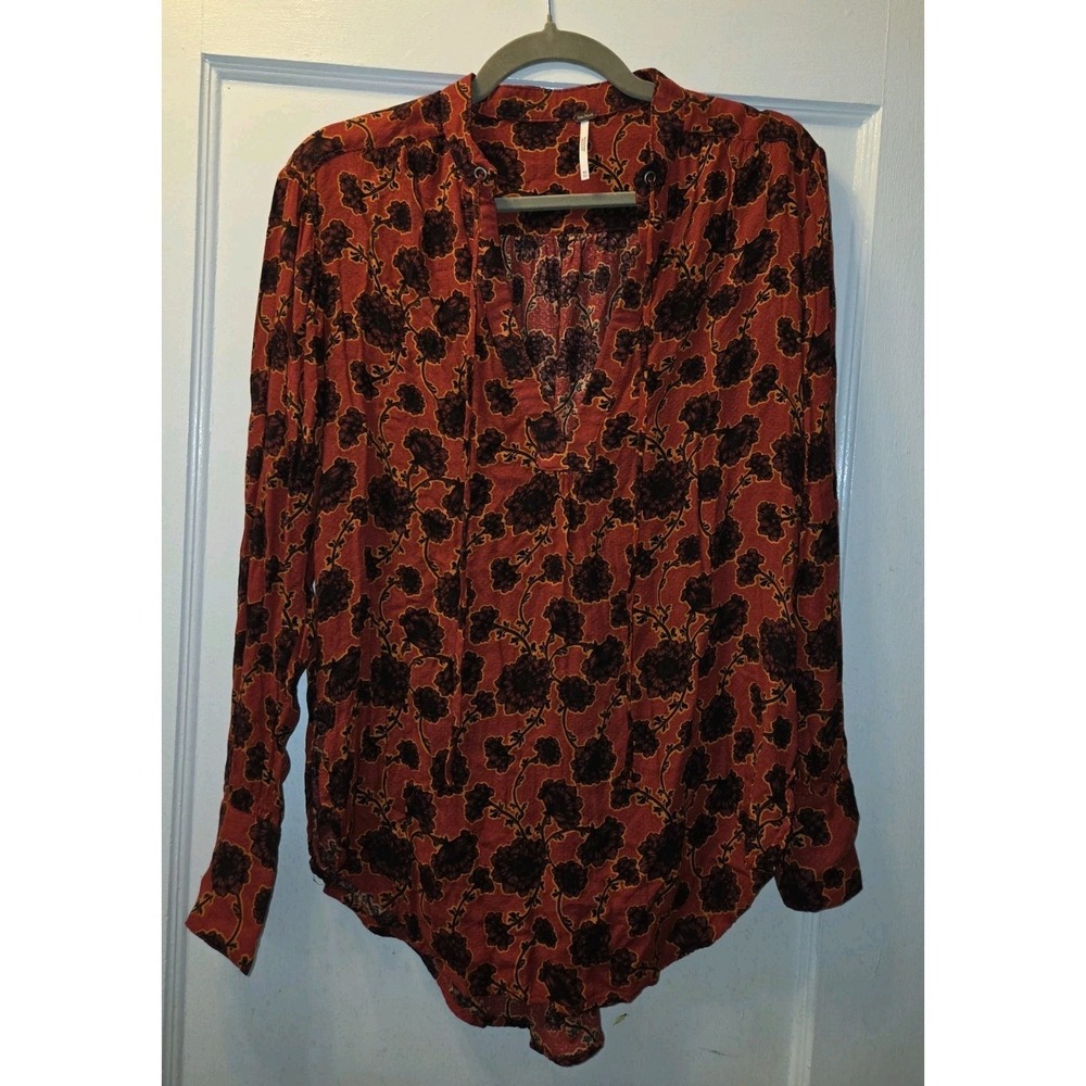 Free People Women's Mia Floral Print Tunic Size XS Black Red Casual Top V Neck
